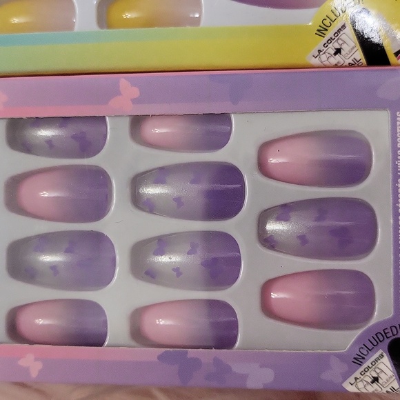 New Listing!! Brand New L.A Colors False Nails- 2CT. - Picture 3 of 4